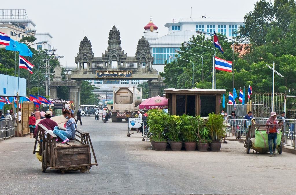 Thai Cambodian border crossing